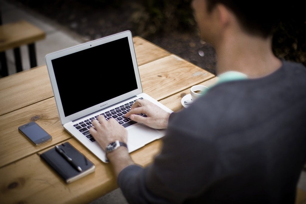 Comment continuer à travailler quand ChatGPT ne répond plus ?